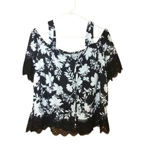 Cato Floral Black and White Cold Shoulder Women's Top, Size Large